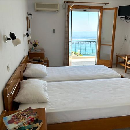 Friderica House Hotel Poros  ภายนอก รูปภาพ