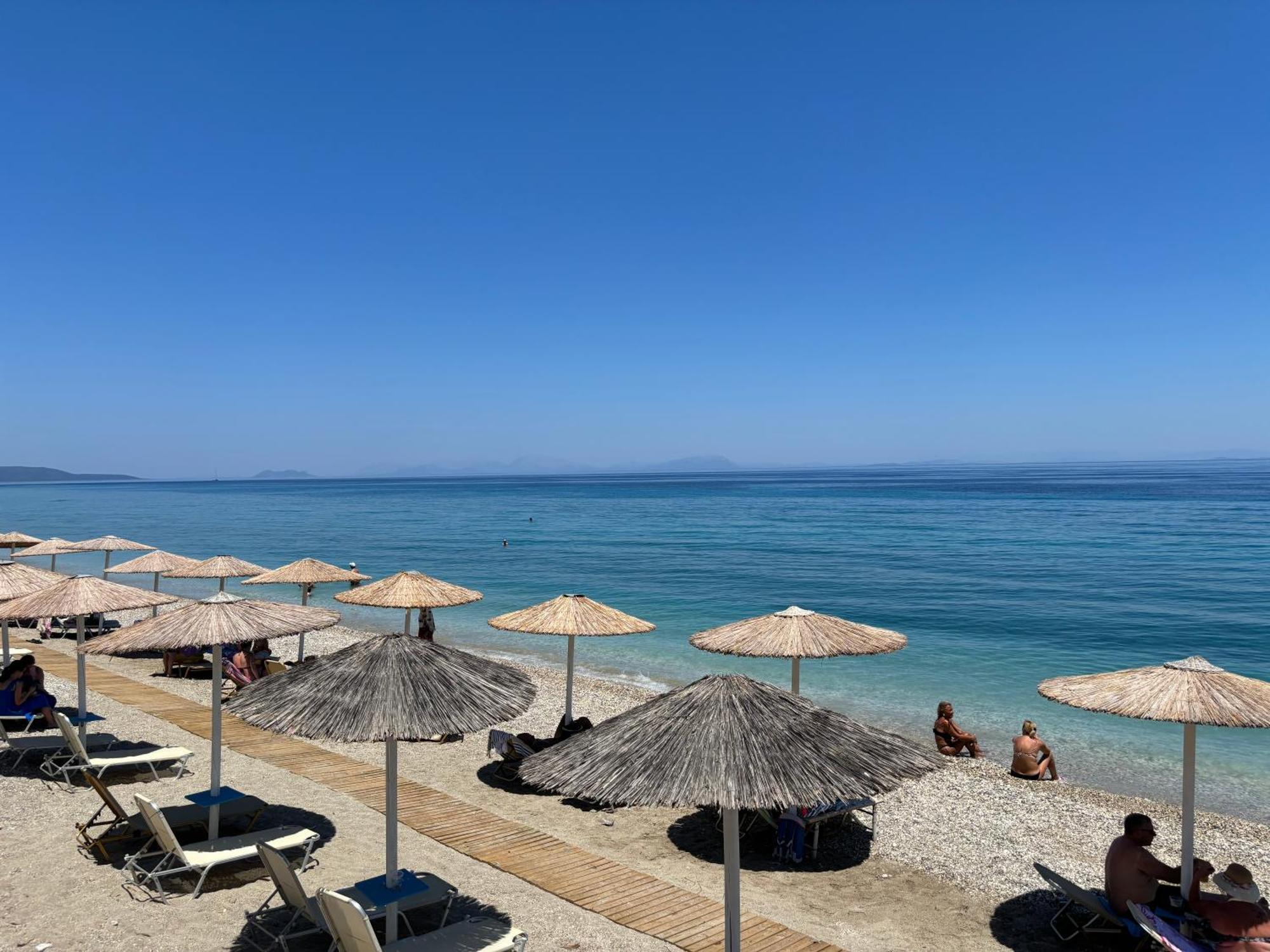 Friderica House Hotel Poros  ภายนอก รูปภาพ